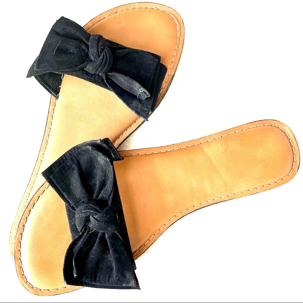 Time and Tru Flat Bow Sandals